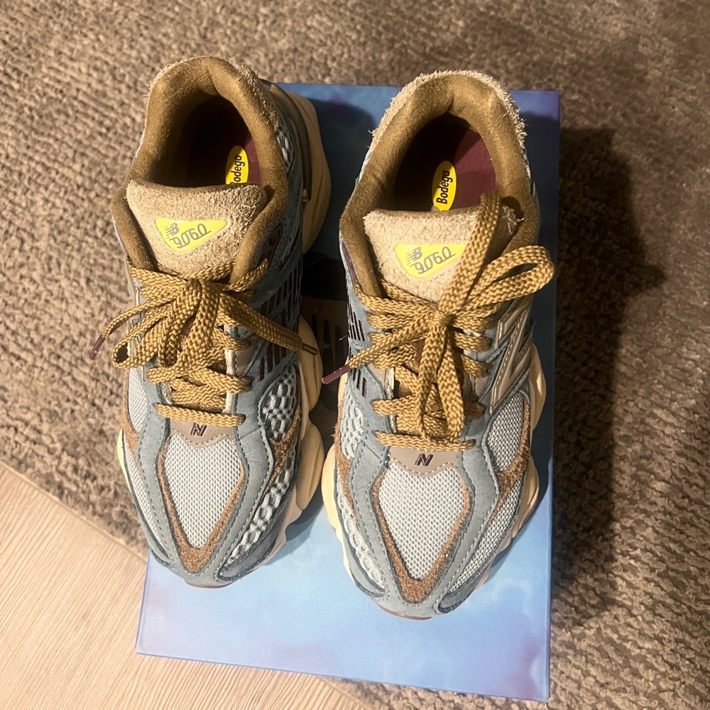 New Balance 9060 Bodega